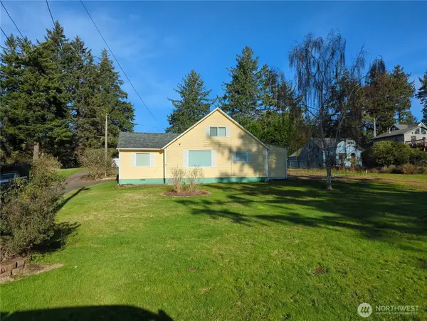 1104 Rose Avenue Ne, Ilwaco, WA 98624