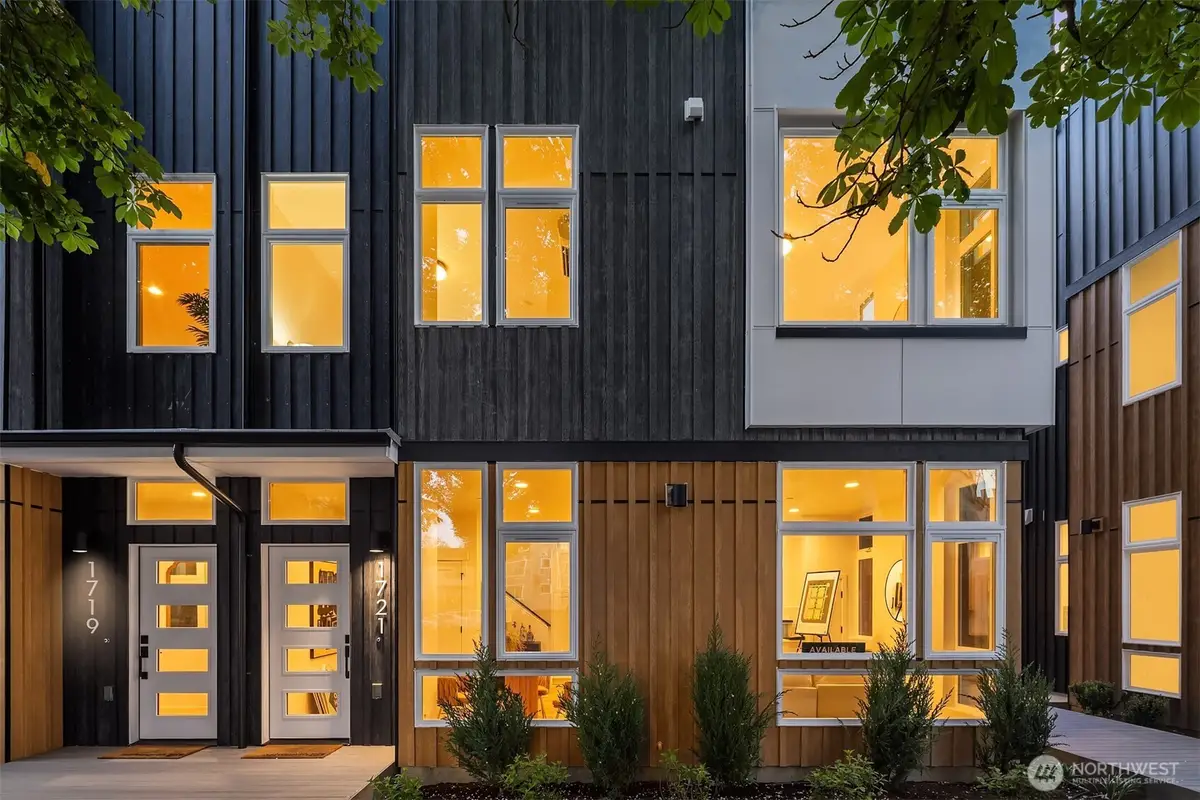 1733 17th Avenue, Seattle, WA 98122 - Image #1