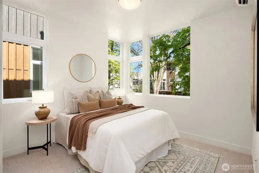 1733 17th Avenue, Seattle, WA 98122 - Image #3