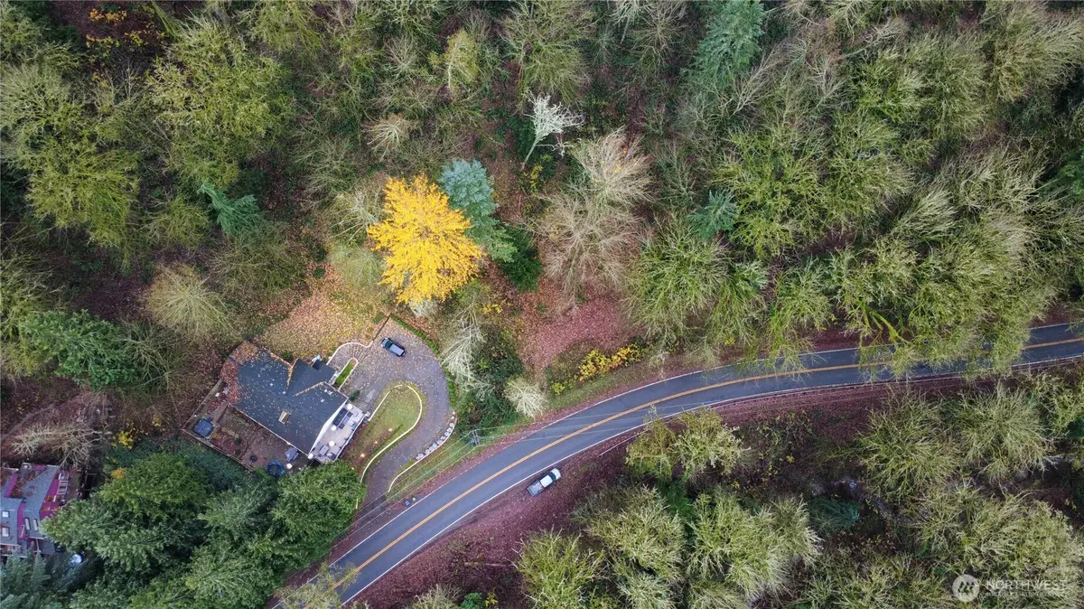 13720 Holmes Point Drive, Kirkland, WA 98034 - Image #1