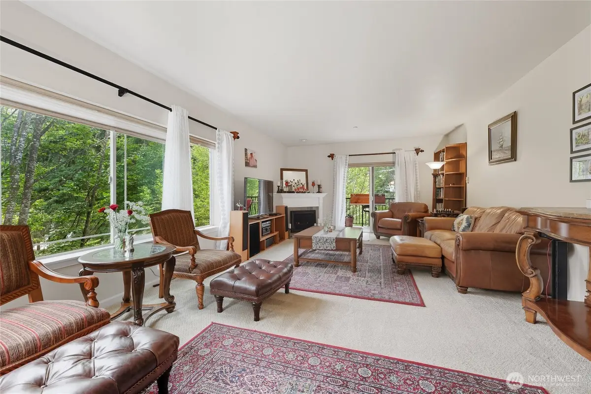 15000 Juanita Drive Ne #405, Kenmore, WA 98028 - Image #1