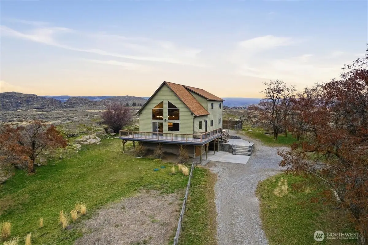 56082 Hwy 155 N, Electric City, WA 99123 - Image #1