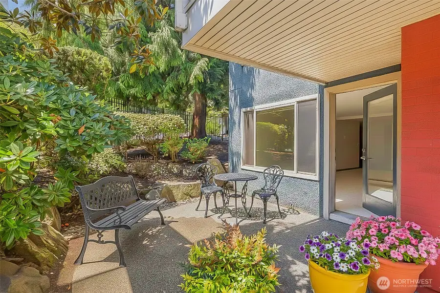 1730 Taylor Avenue N #201, Seattle, WA 98109 - #3