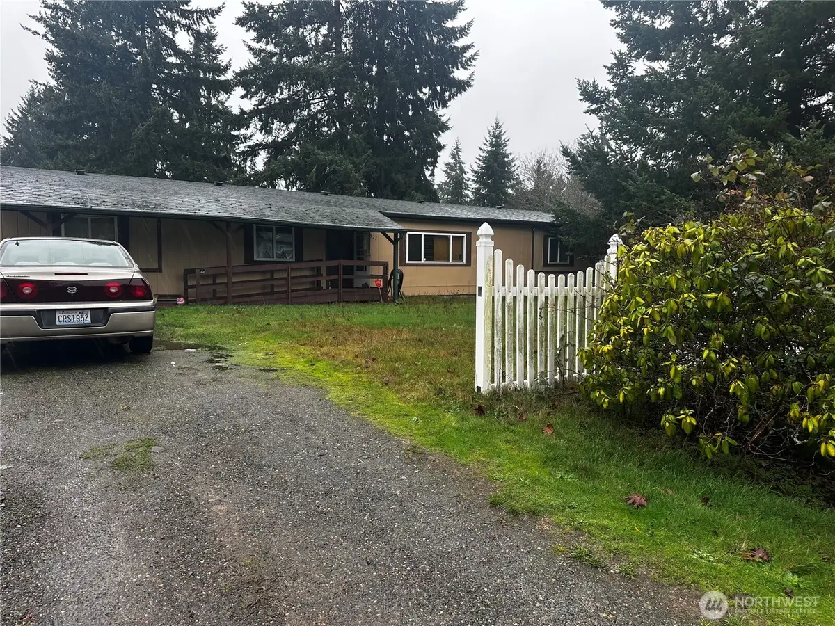 16023 86th Ave Se, Yelm, WA 98597 - Image #1