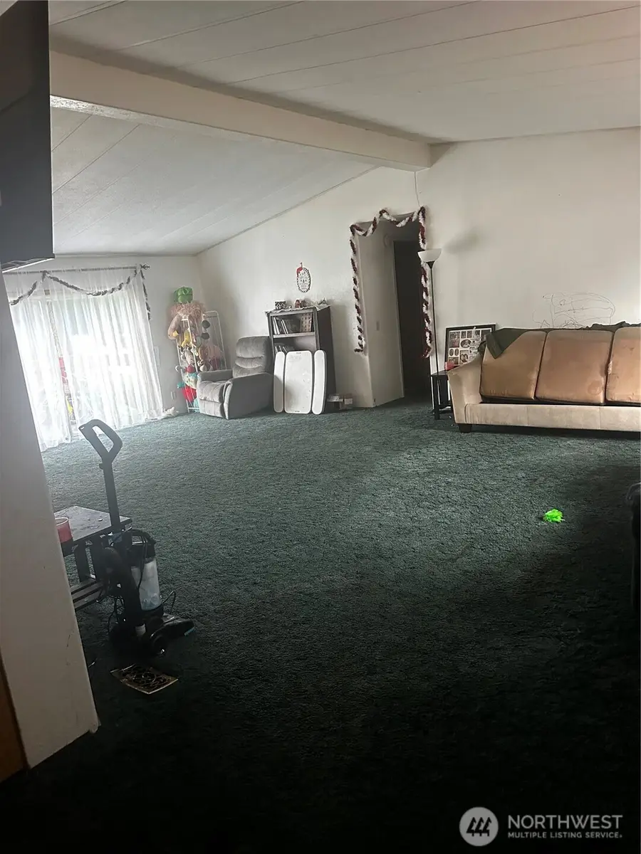 16023 86th Ave Se, Yelm, WA 98597 - Image #2