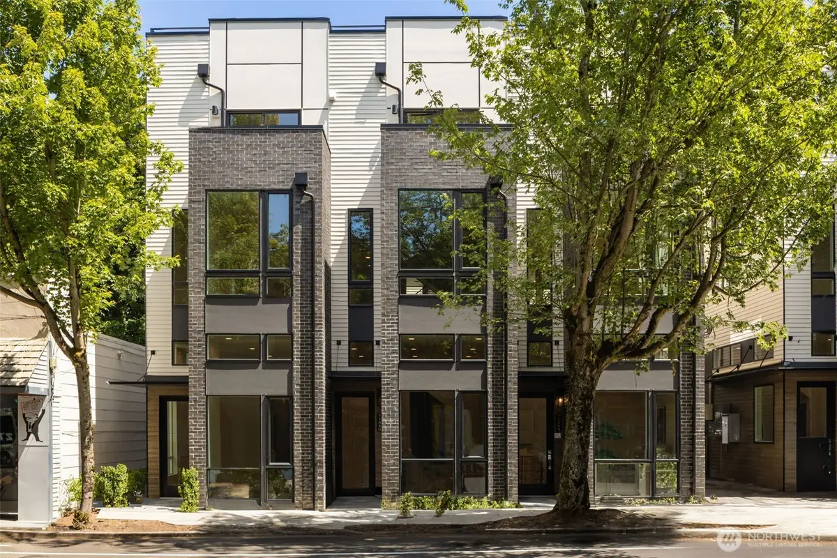 1108 34th Avenue, Seattle, WA 98122 - Image #1