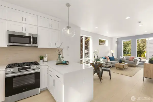 911 N 98th Street #B, Seattle, WA 98103