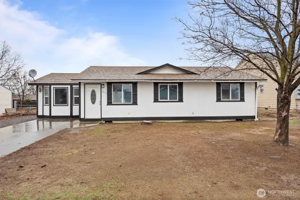 445 E Rainer Street, Othello, WA 99344