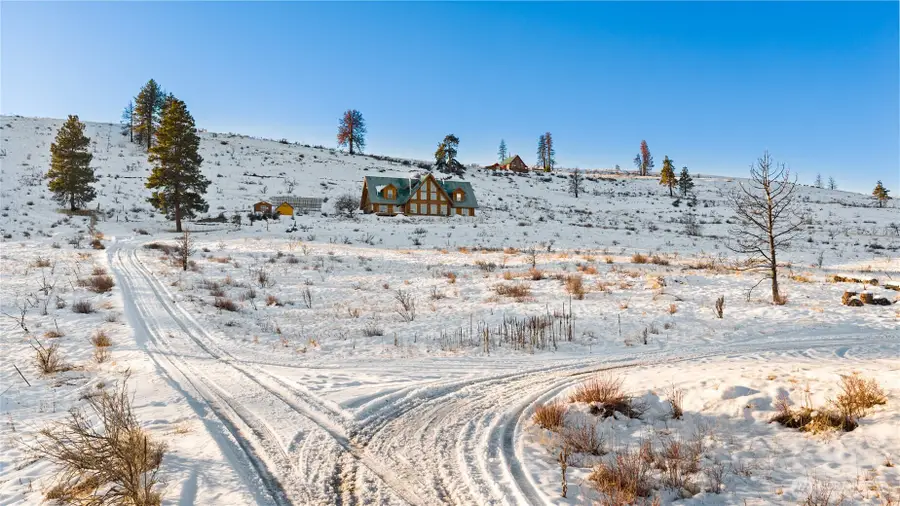 26200 N Wenas Road, Selah, WA 98942 - Image #3