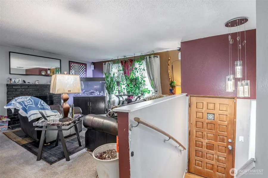 707 Alvord Avenue N, Kent, WA 98031 - Image #3