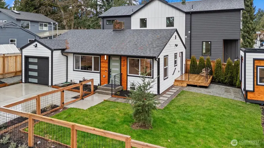 922 NE 117th Street, Seattle, WA 98125 - #3