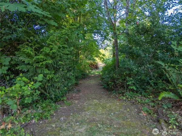 16621 188th Avenue Se #1 & 2, Renton, WA 98058