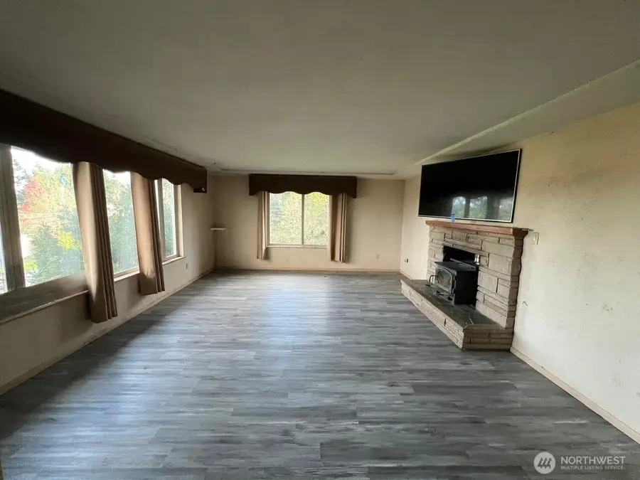 502 17th Avenue Sw, Puyallup, WA 98371 - Image #3