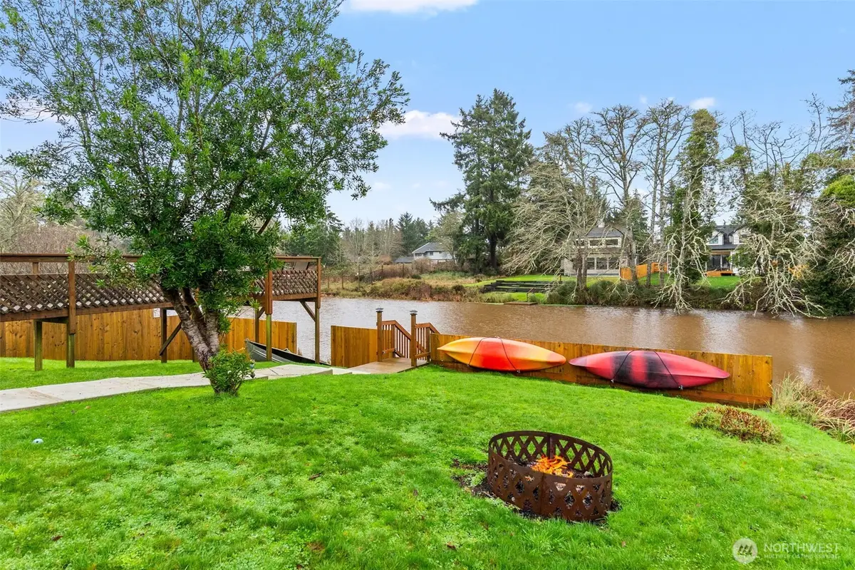 350 Dolphin Avenue Ne, Ocean Shores, WA 98569 - Image #1