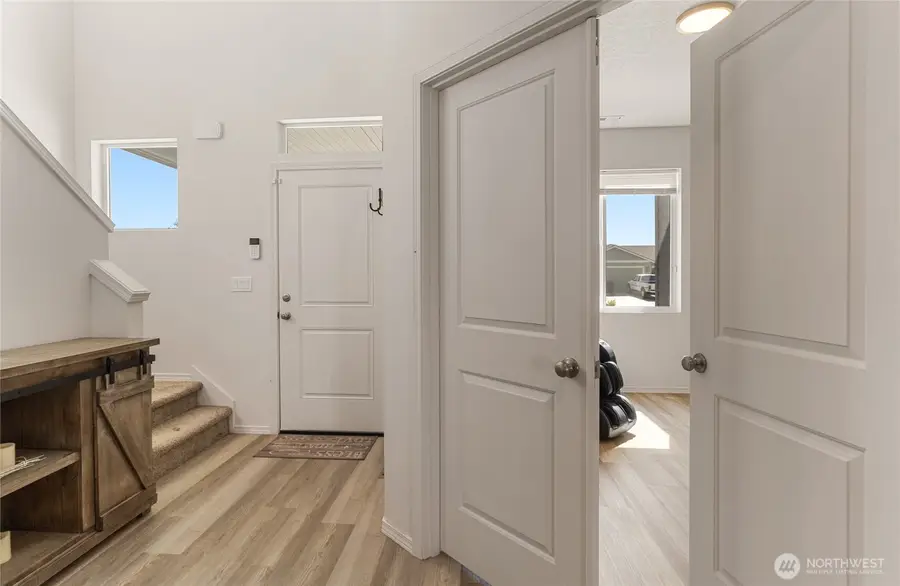 414 N Washington Street, Moses Lake, WA 98837 - Image #3