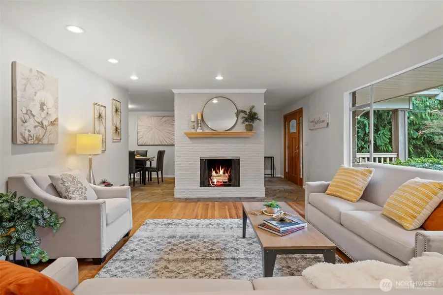 20614 4th Avenue Sw, Normandy Park, WA 98166 - Image #2