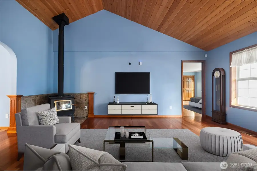 15057 Stevens Road Se, Olalla, WA 98359 - Image #2