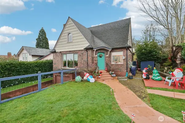 2624 N 30th Street, Tacoma, WA 98407