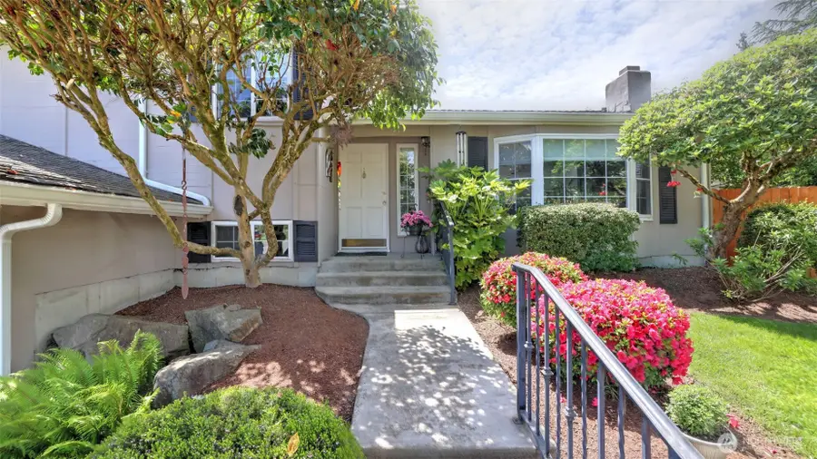 13735 SE 172nd Street, Renton, WA 98058 - Image #2