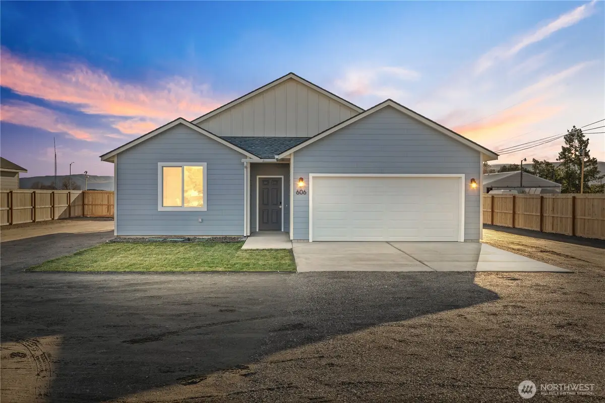 606 4th Street, Mattawa, WA 99349 - Image #1