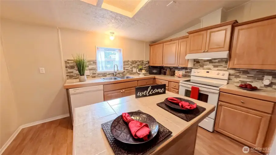 51 E Skyline Drive, Shelton, WA 98584 - Image #3