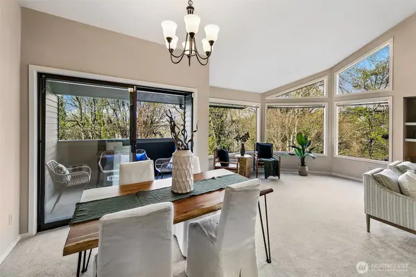 2626 4th Avenue N #206, Seattle, WA 98109