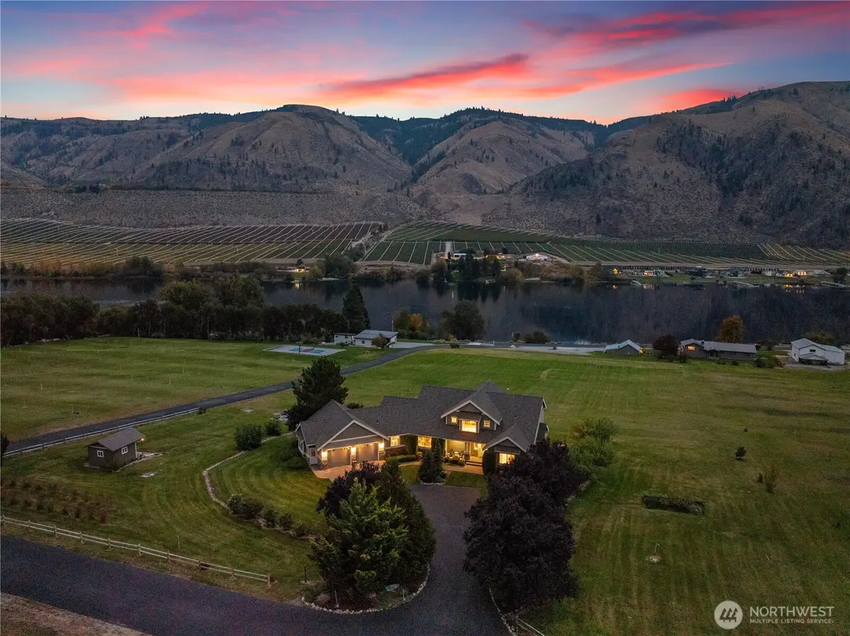 35 Sackett Glen Lane, Chelan, WA 98816 - #1