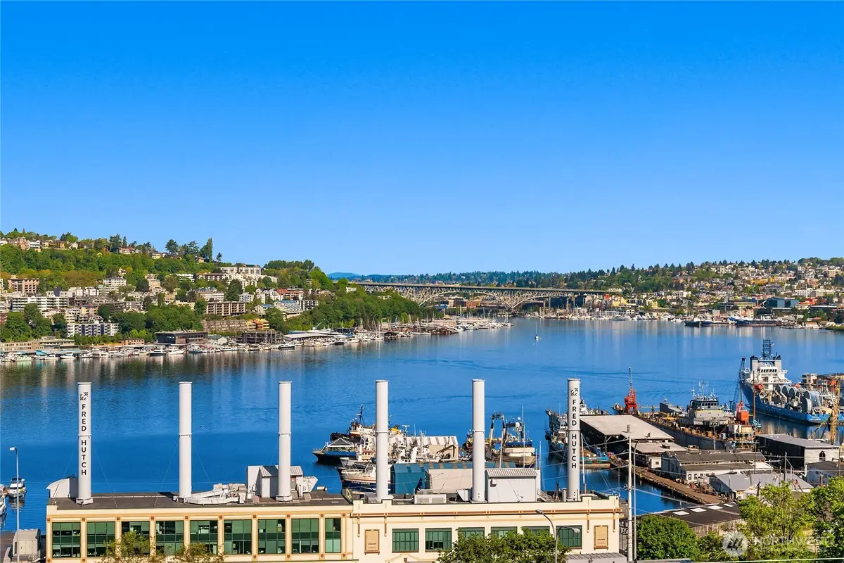 1114 Lakeview Boulevard E #E 3N, Seattle, WA 98102 - Image #1