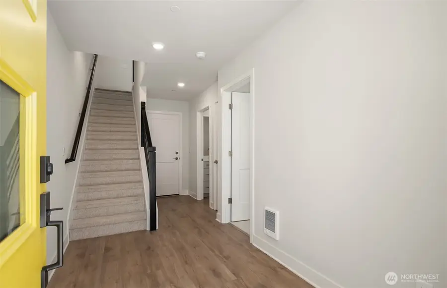 9009 NE 203rd Court #B, Bothell, WA 98011 - Image #3