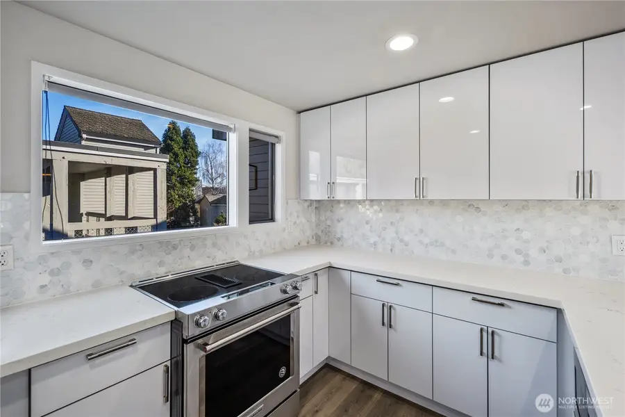 6121 NE 175th Street #A402, Kenmore, WA 98028 - Image #3