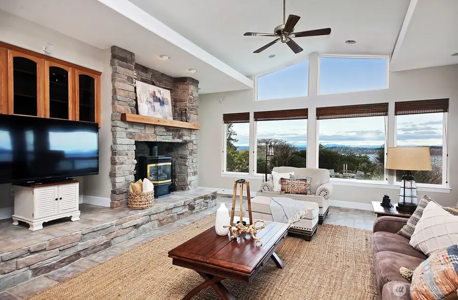 4694 Wrightsman Place, Clinton, WA 98236 - #3