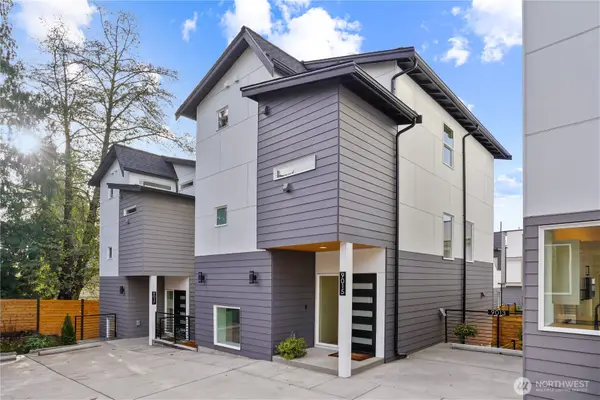 9015 14th Avenue Sw, Seattle, WA 98106