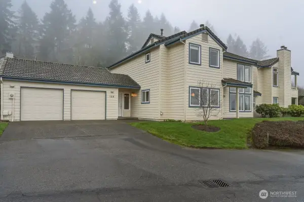 126 Cormorant Drive, Steilacoom, WA 98388