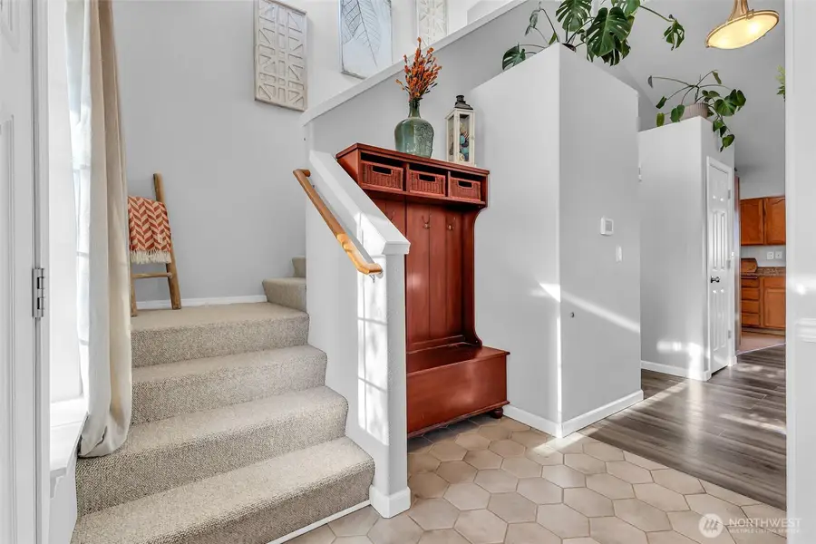 1409 9th Avenue Ct Se, Puyallup, WA 98372 - Image #2