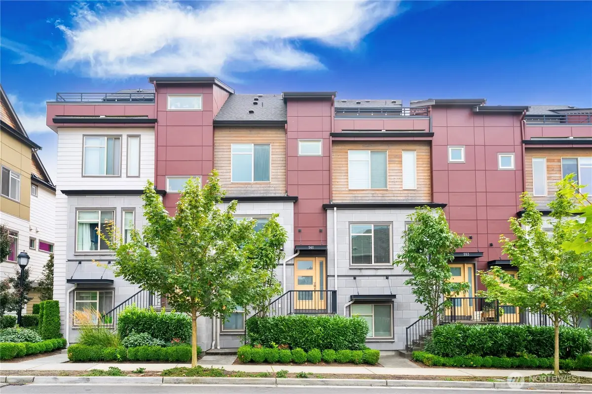 561 NE Ellis Drive, Issaquah, WA 98029 - Image #1