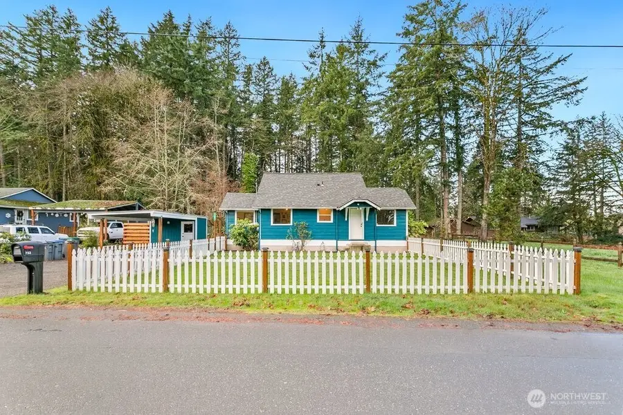 733 Eden Road W, Bremerton, WA 98312 - Image #3