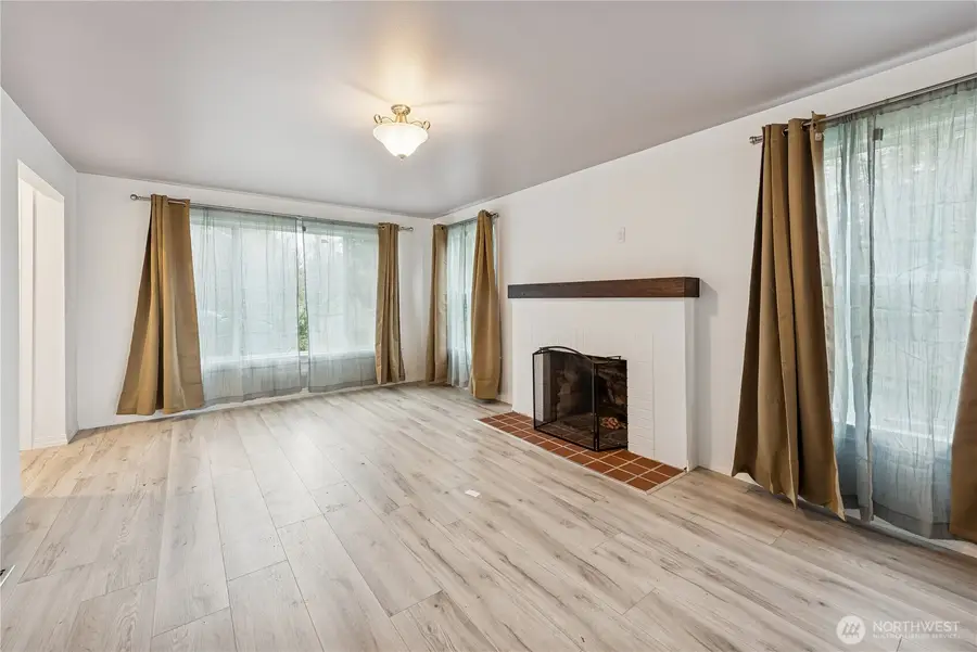 4559 12th Avenue S, Seattle, WA 98108 - #3