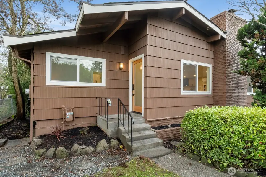 849 SW 125th Street, Seattle, WA 98146 - Image #2
