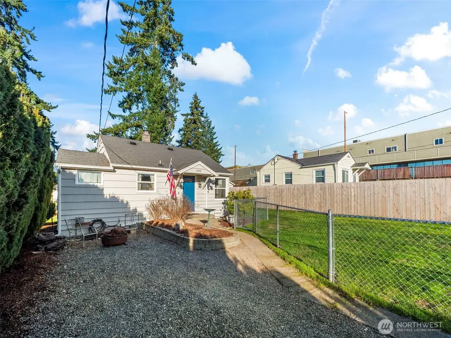 1022 Sheridan Road, Bremerton, WA 98310 - Image #2