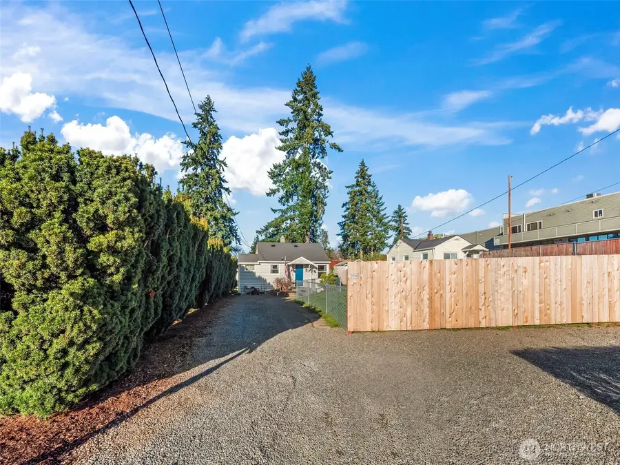 1022 Sheridan Road, Bremerton, WA 98310 - Image #3