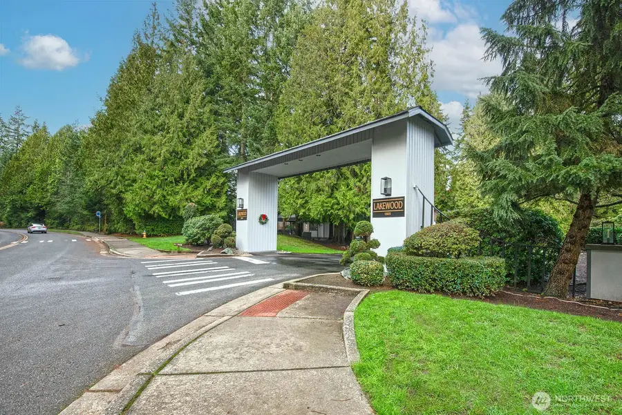 1805 Village Green Drive #20, Mill Creek, WA 98012 - Image #2