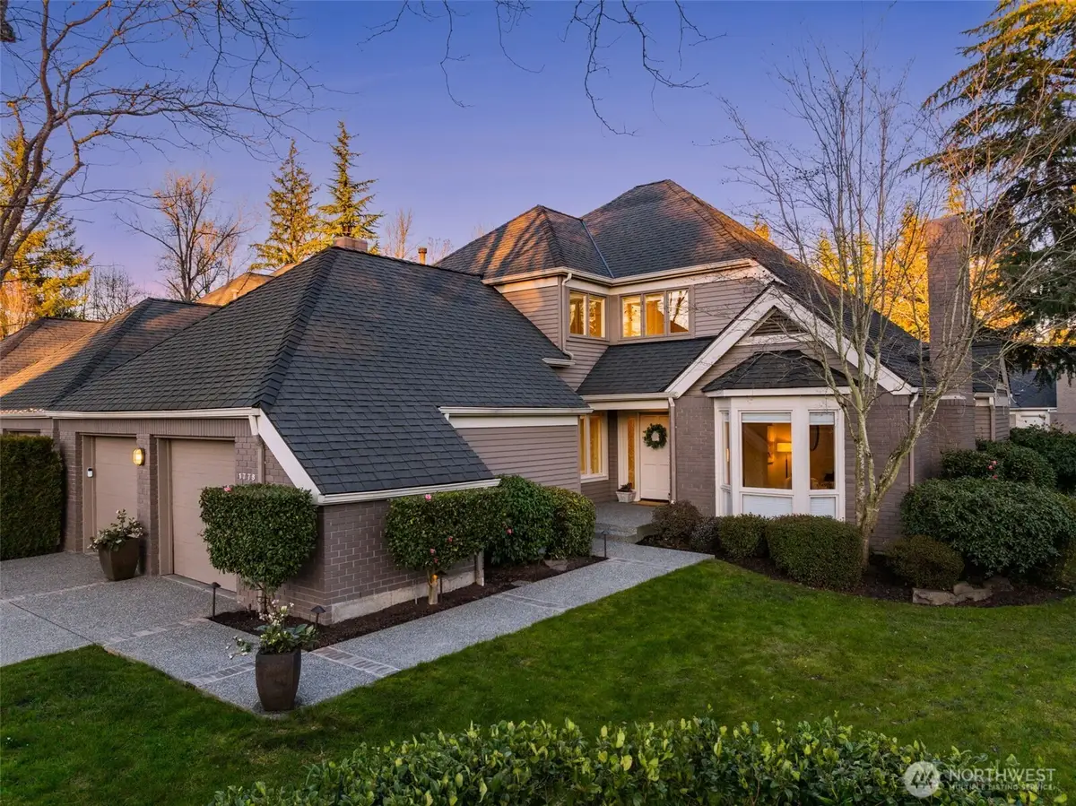 1778 Bellevue Way Ne, Bellevue, WA 98004 - Image #1
