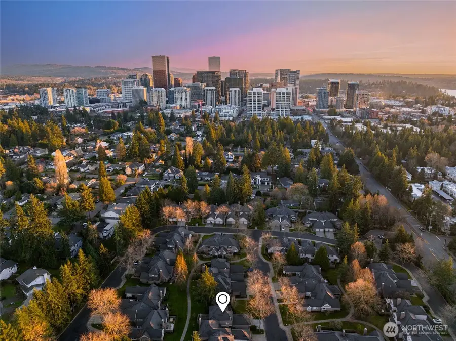 1778 Bellevue Way Ne, Bellevue, WA 98004 - Image #2