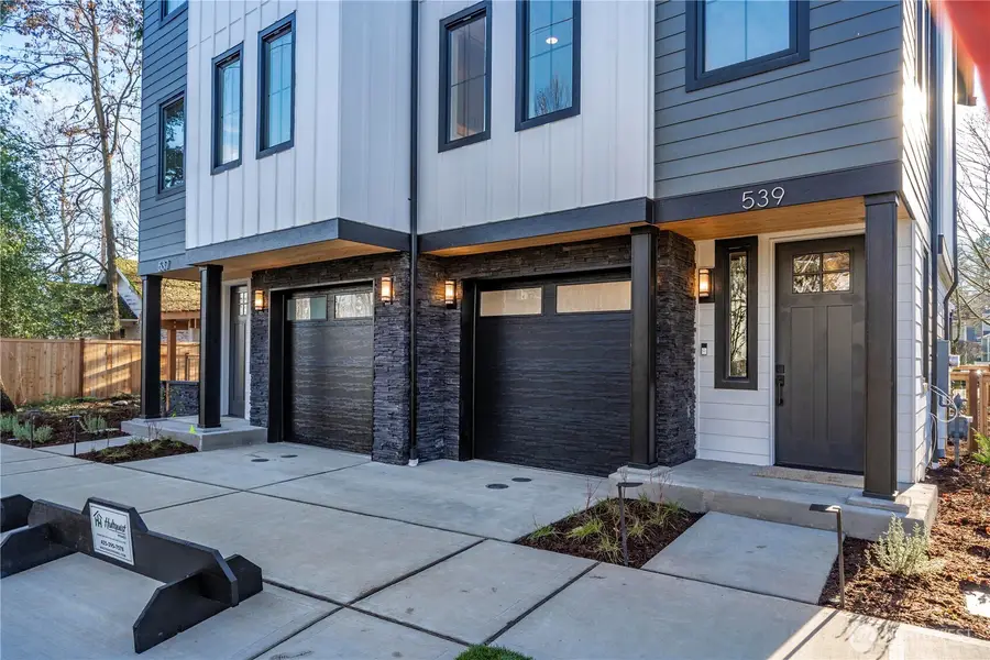 539 NW Juniper Street, Issaquah, WA 98027 - #3