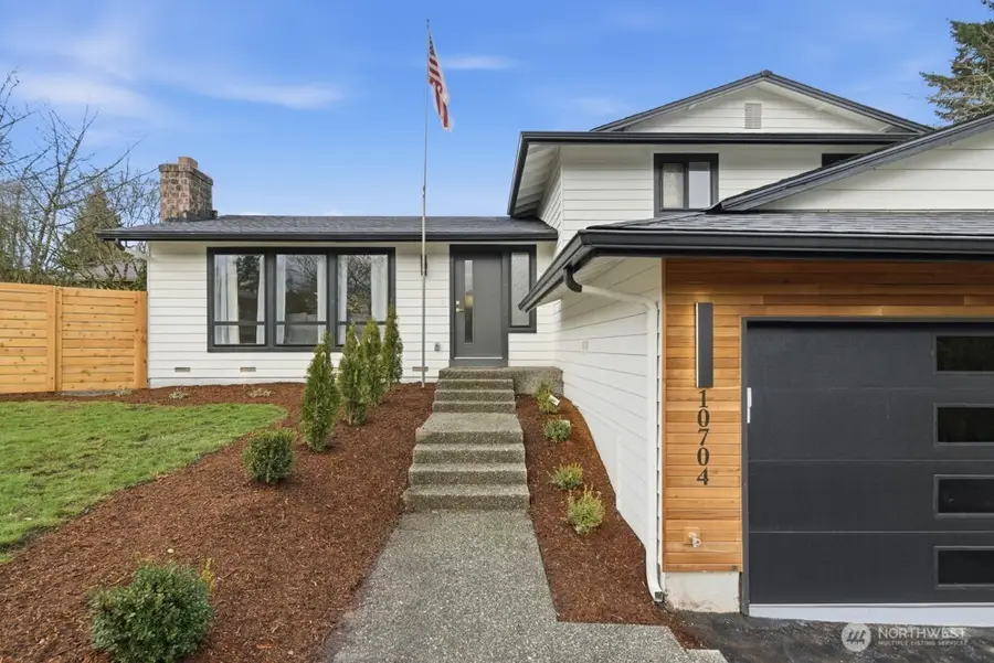 10704 NE 200th Place, Bothell, WA 98011 - Image #2
