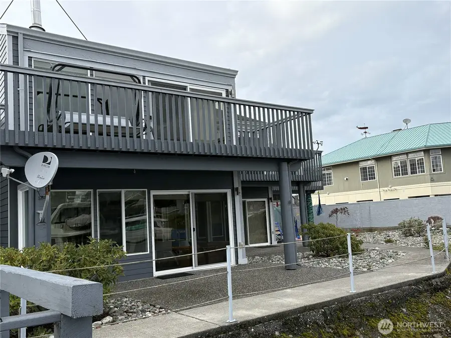 2001 Skyline Way #103, Anacortes, WA 98221 - Image #2