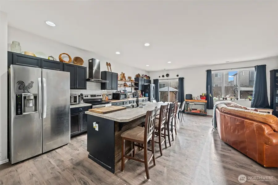 10586 189th Street E, Puyallup, WA 98374 - Image #2