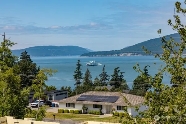 3706 W 3rd Street, Anacortes, WA 98221