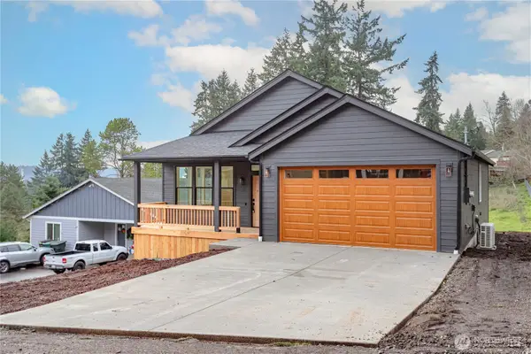 2333 W Castleman Street, Longview, WA 98632