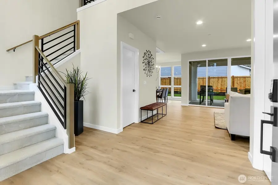 16624 63rd Avenue W, Lynnwood, WA 98037 - Image #2